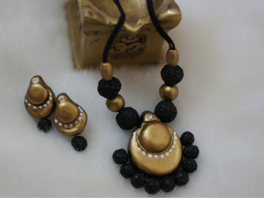 Handcrafted Terracotta necklace with Jhumkas