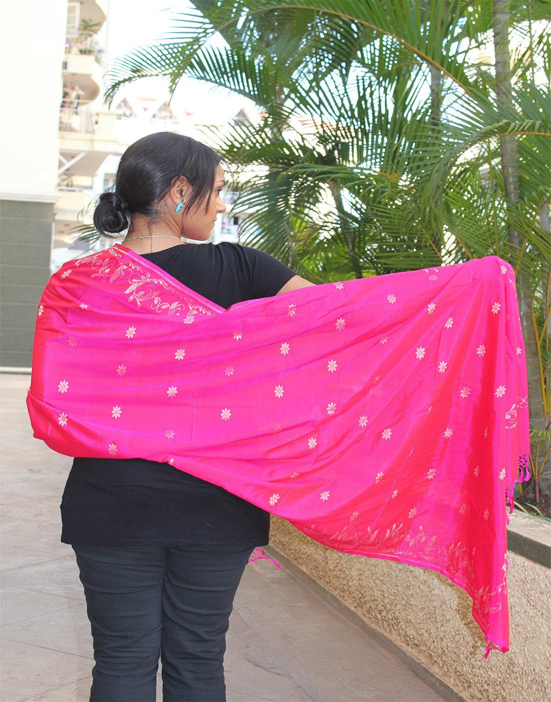 Pink Banarasi Dupion Dupatta with small buttis