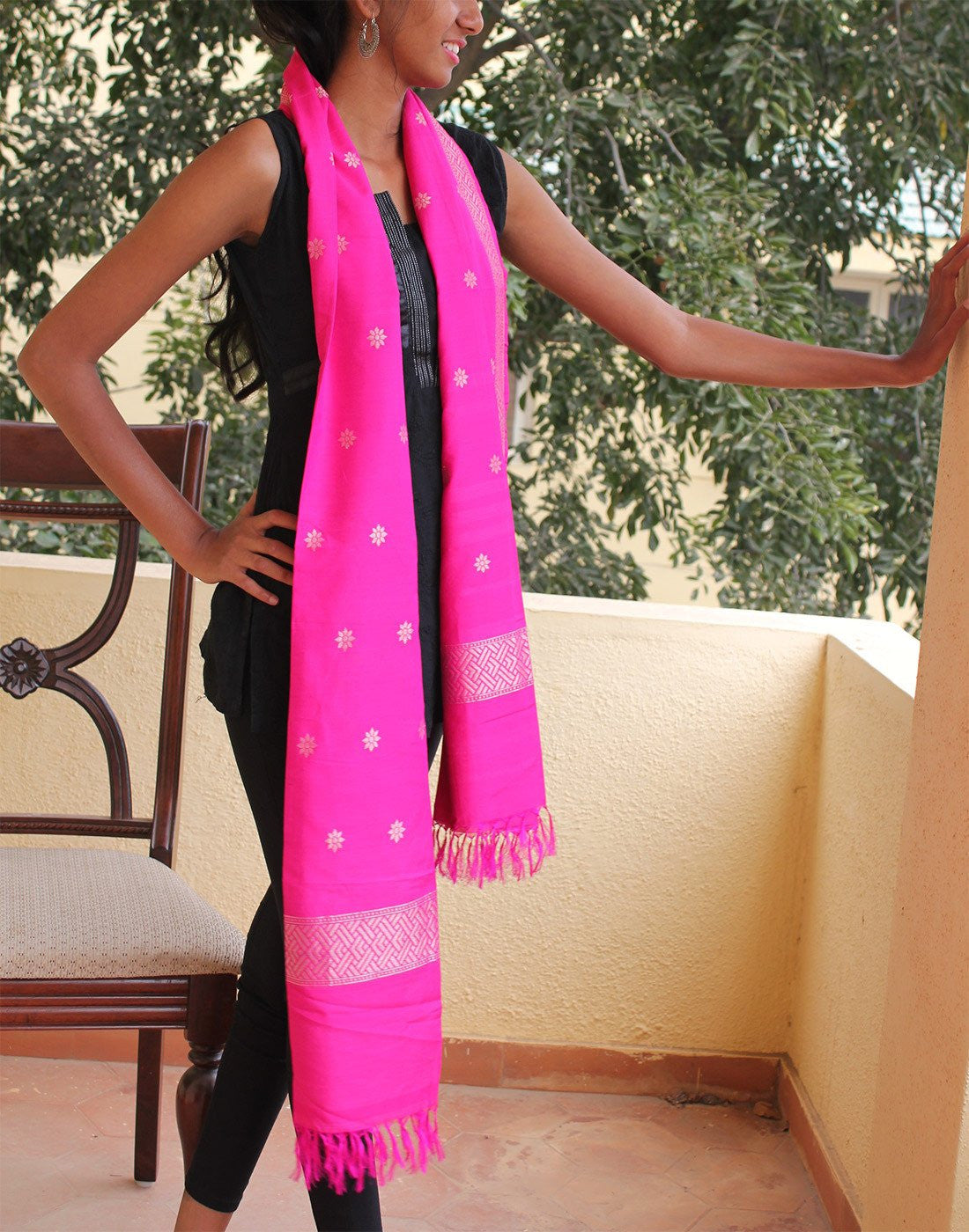 Pink Banarasi Dupion Stole with small buttis