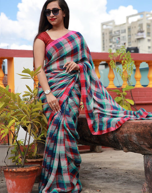 Checked Linen Saree