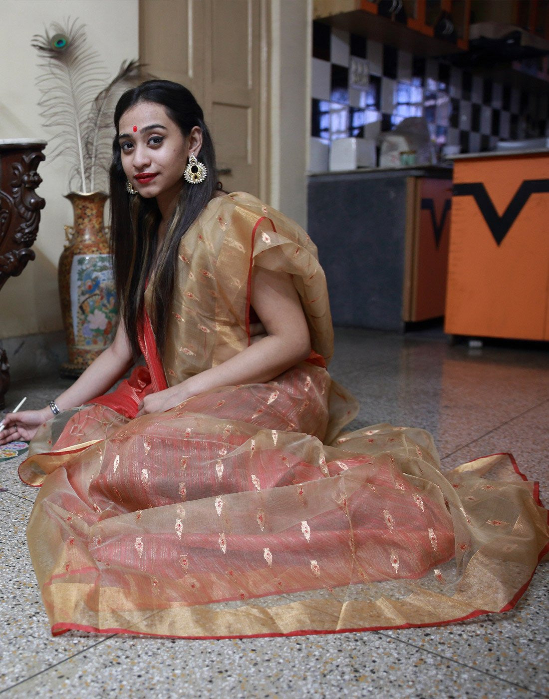 Beige And Red Bangladeshi Muslin Silk Saree