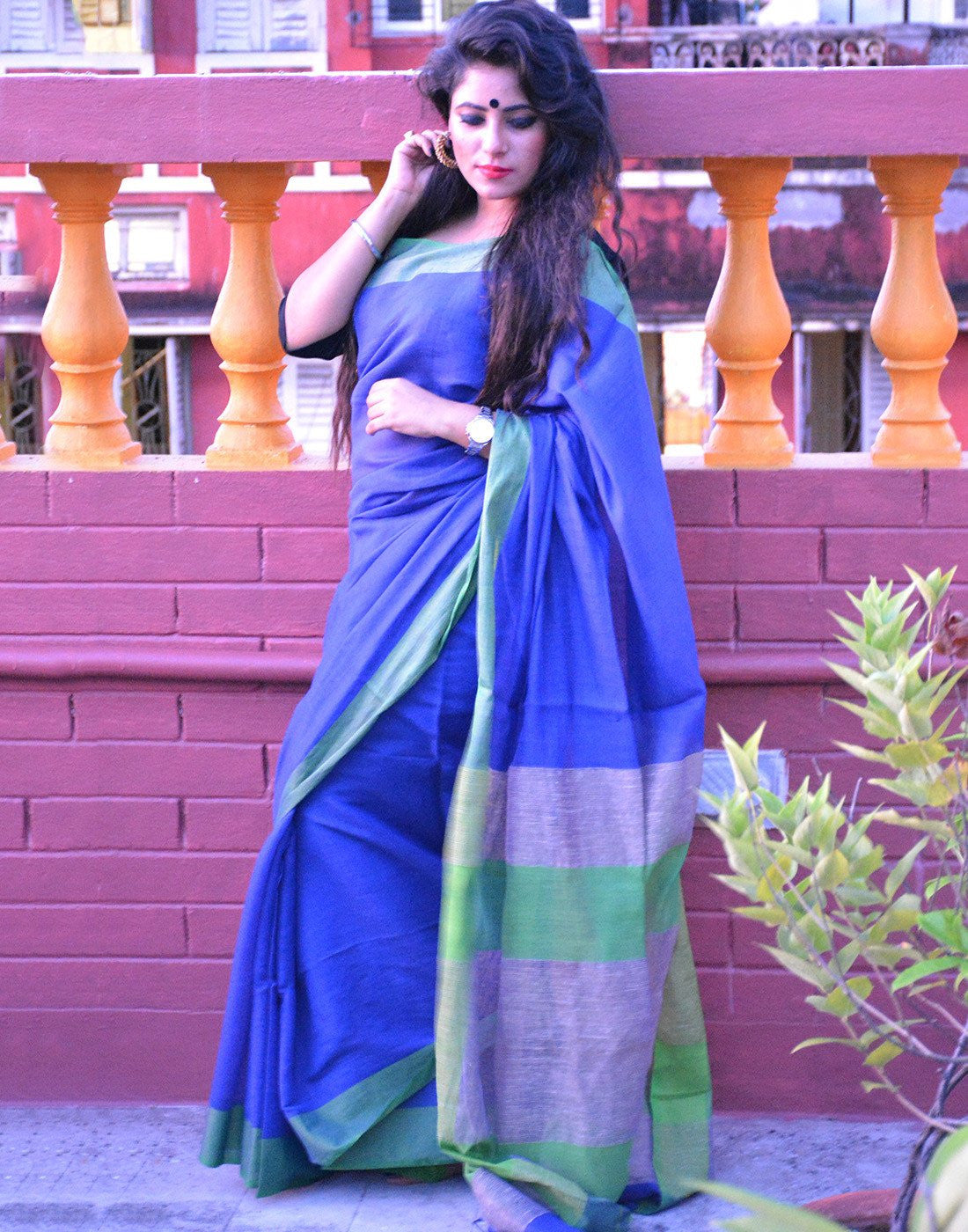 Striking Blue And Green Muslin Saree