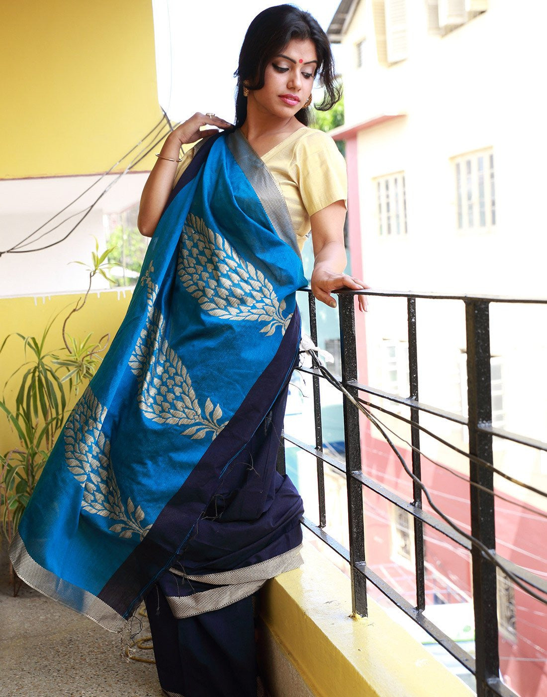 Rich Navy Blue Reshum Cotton Silk Saree