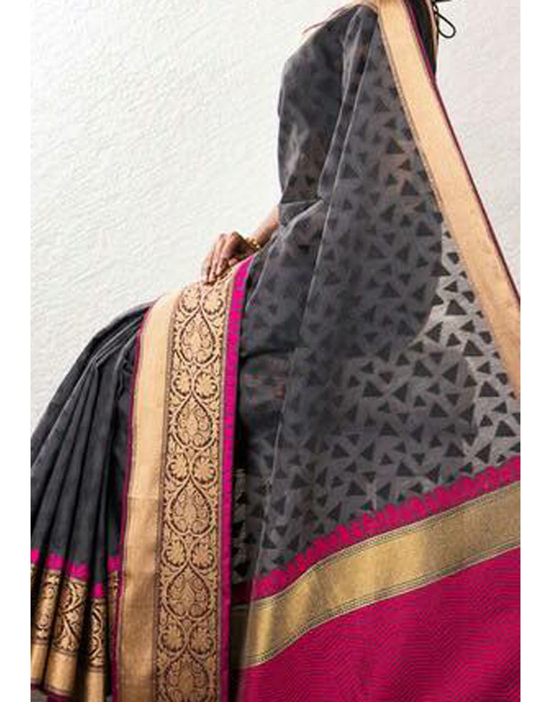 Black Banaras Handloom Saree