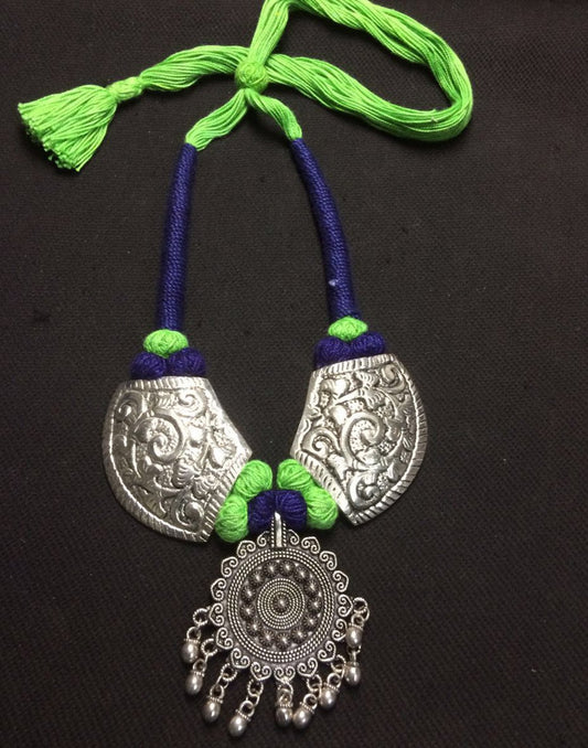 Thread With Pendent Set