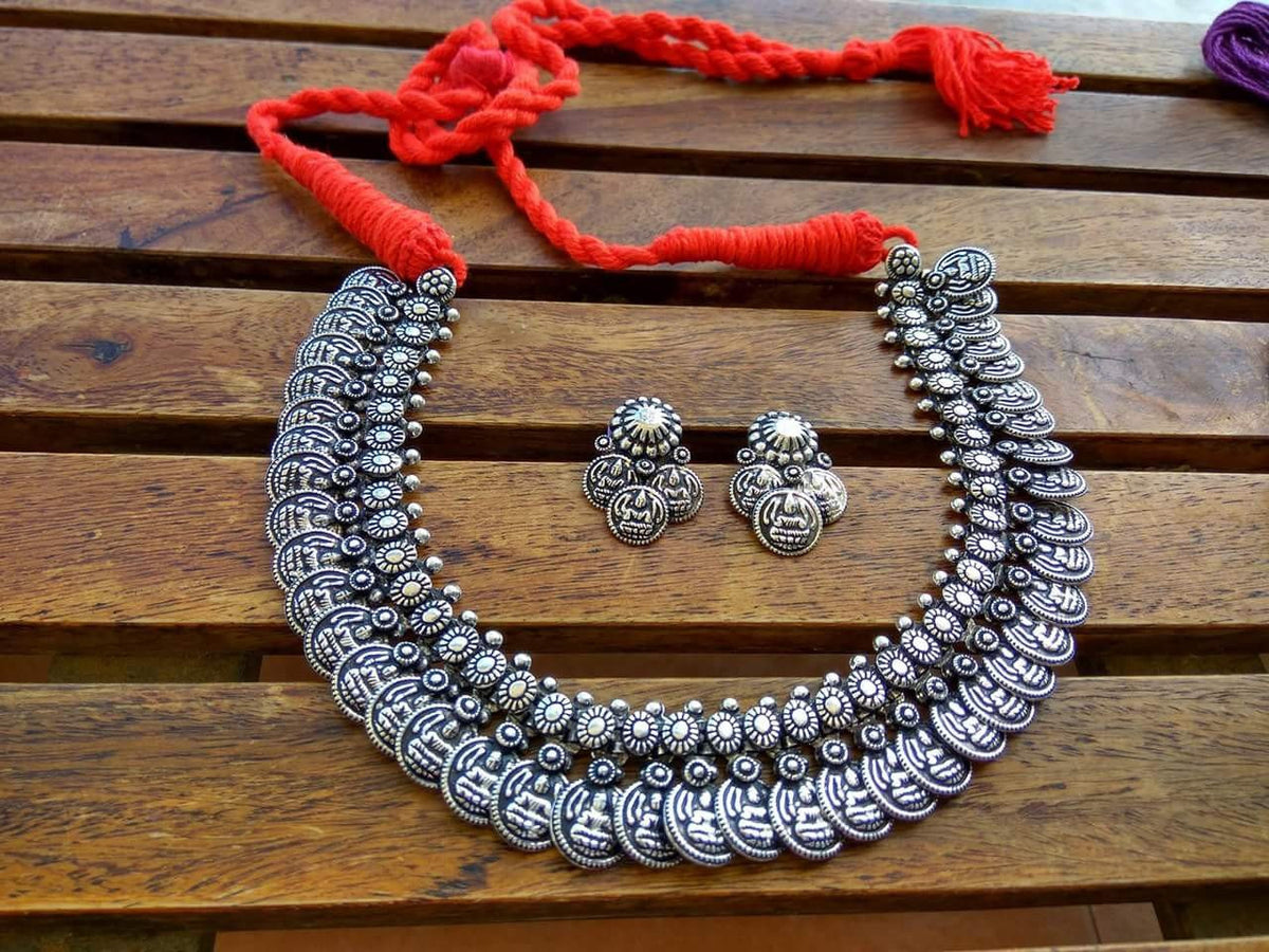 Temple Necklace Set