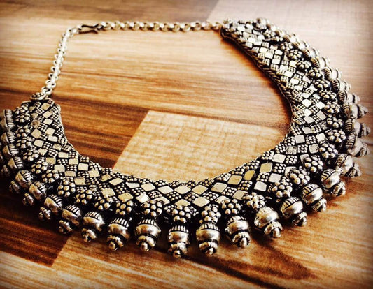 Classic Mango Necklace