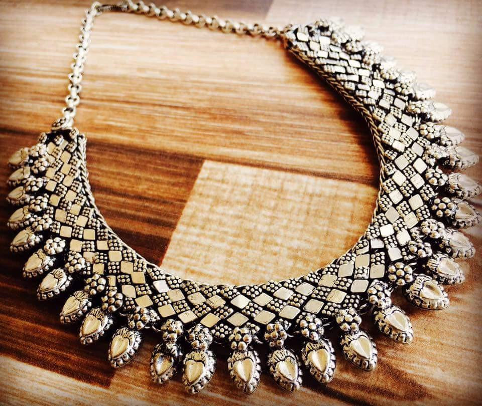 Classic Mango Necklace